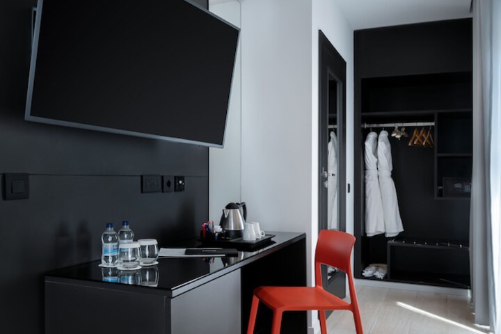 Room 49 of 127