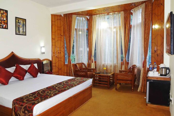 Room 6 of 37