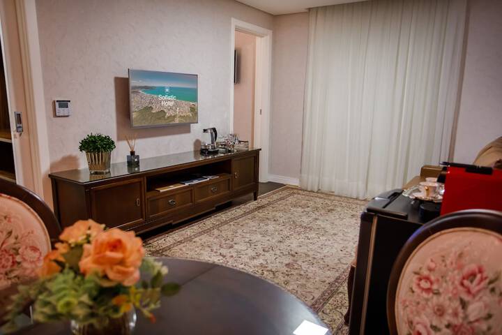 Room 18 of 73