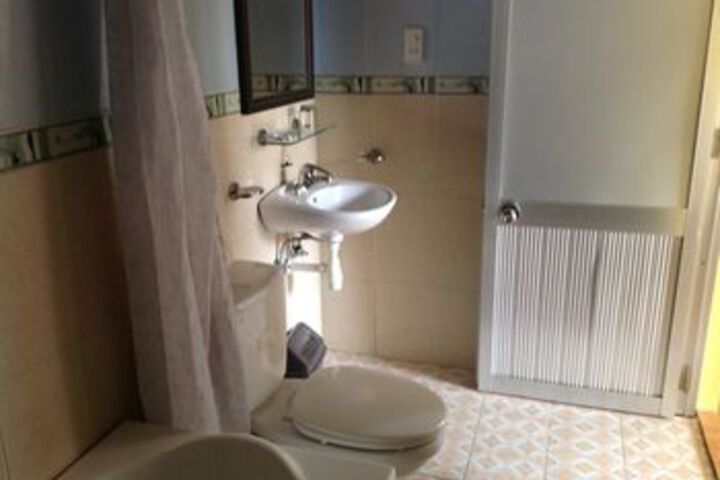 Room 5 of 71