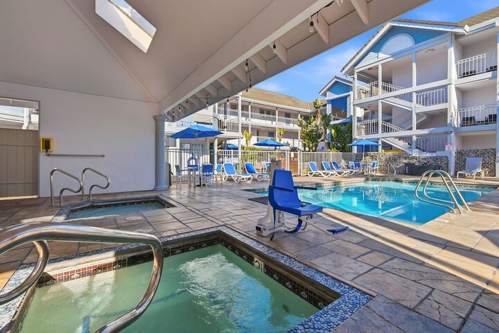 Pool 53 of 75