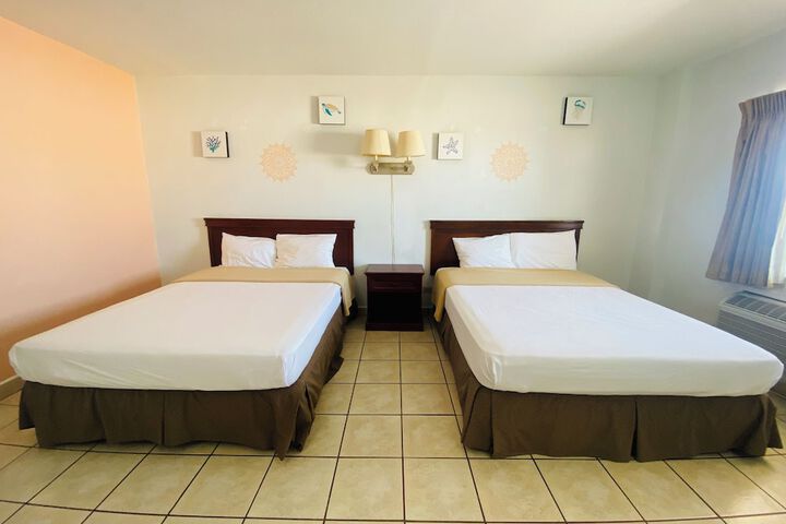 Room 8 of 30