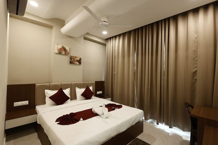 Room 4 of 31