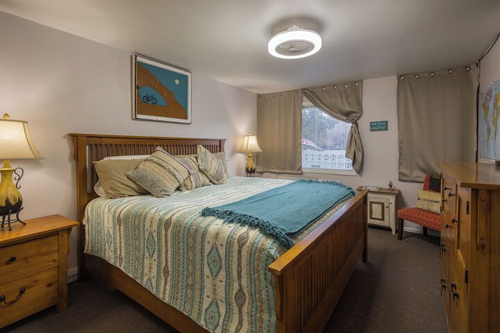 Room 16 of 52