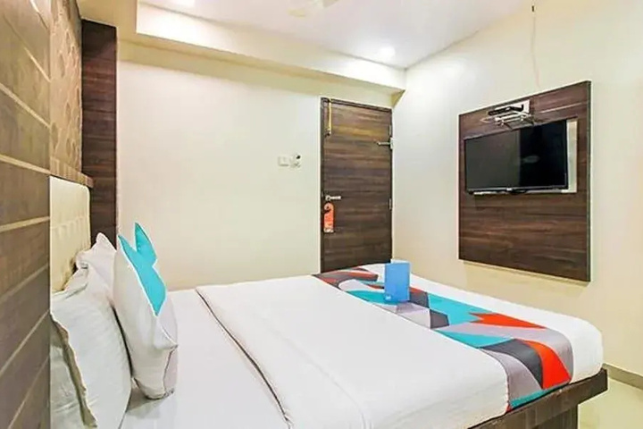 Room 2 of 12