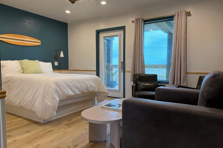 Room 4 of 30
