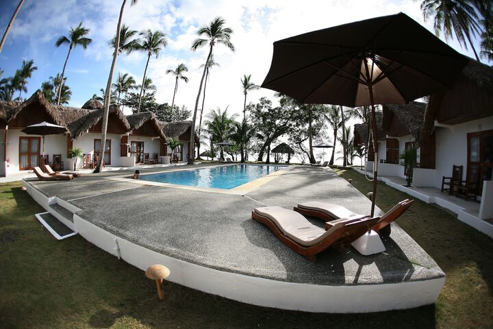 Hotel Exterior 43 of 47