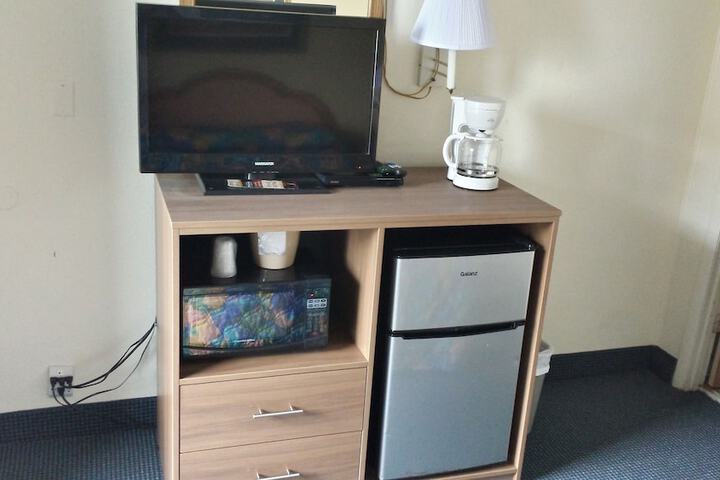 Room 13 of 50
