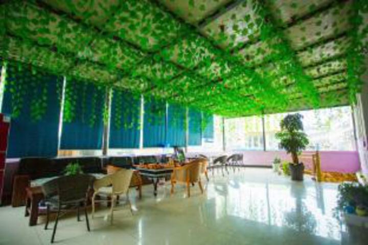 Hongrenju Hotel