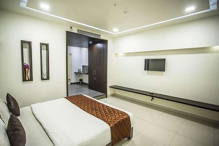 Clover a Rivido Hotel Jigani