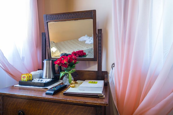 Room 10 of 64