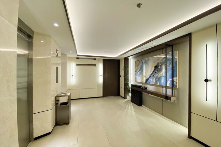 Hotel 2 of 63