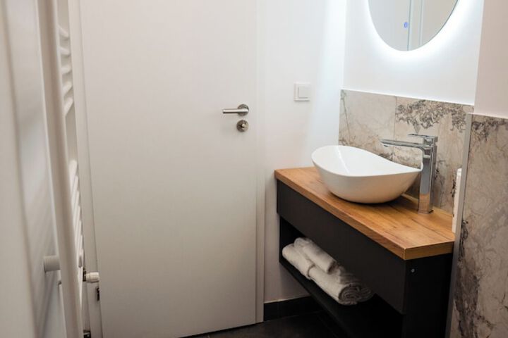 Room 43 of 56