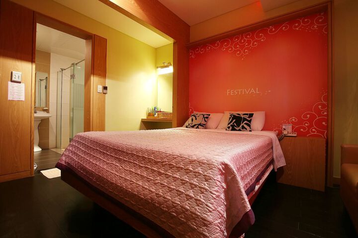 Room 46 of 51