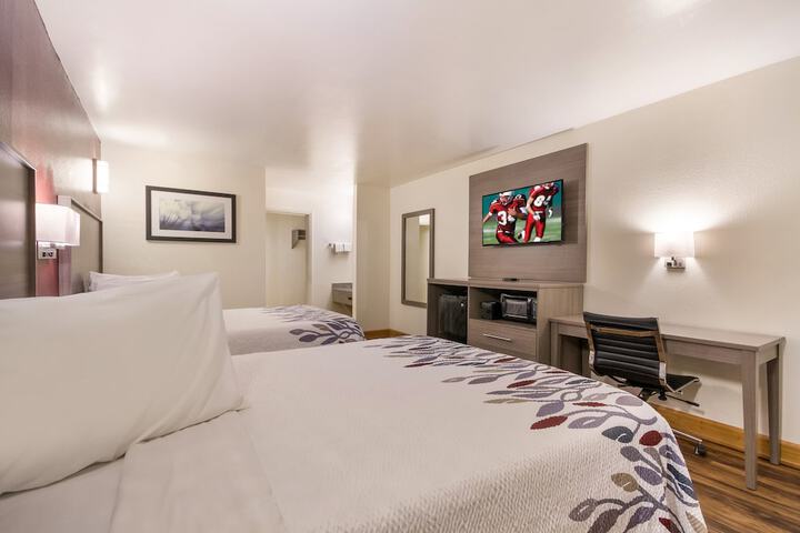 Room 15 of 34