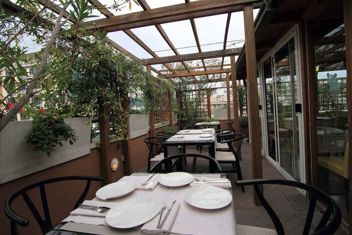 Dining 61 of 72