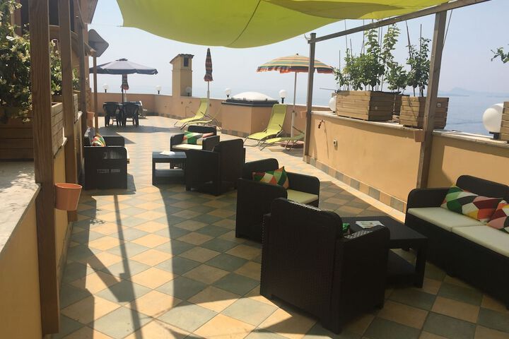Terrace/Patio 85 of 90