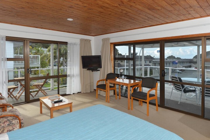 Room 10 of 57