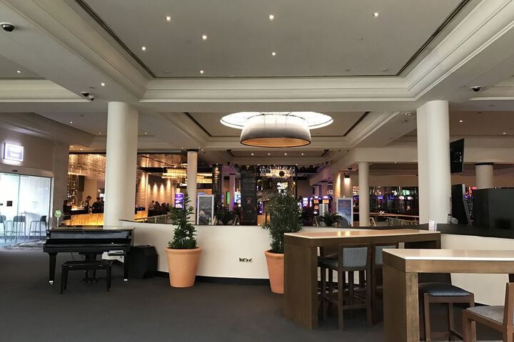 Hotel 27 of 72