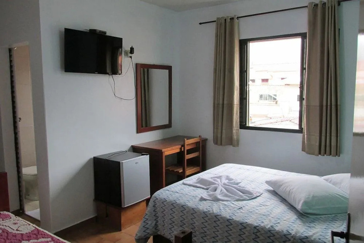 Room 3 of 6