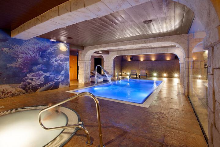 Relaxing Spa