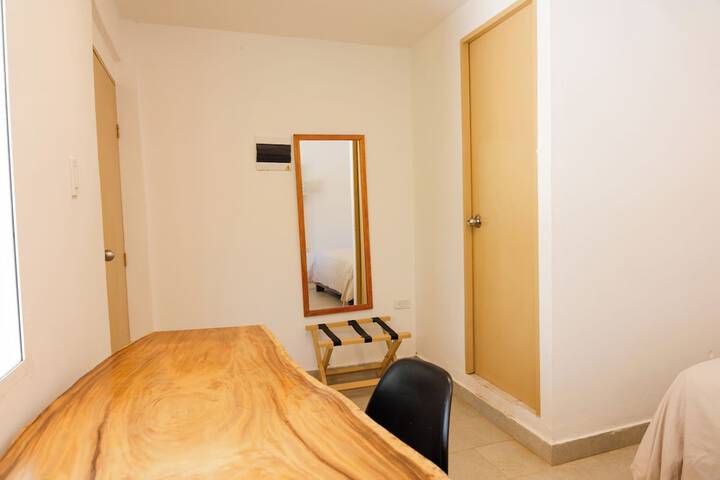 Room 68 of 163