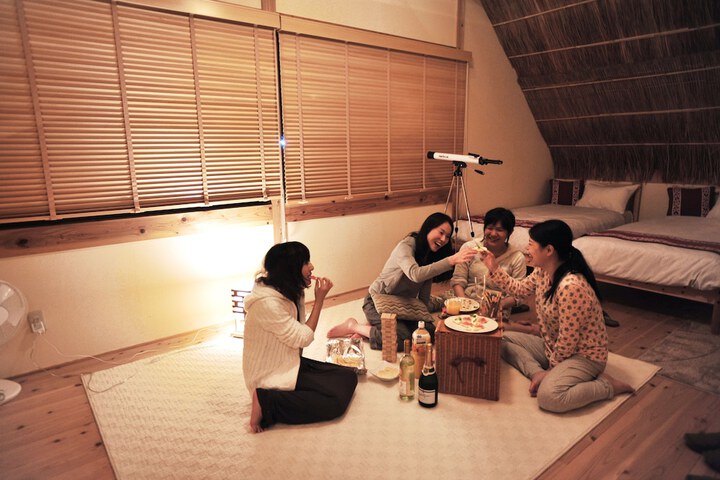 Room 15 of 96