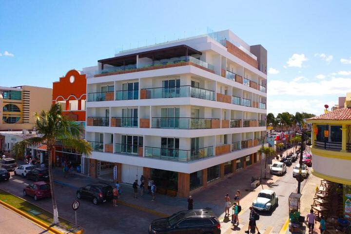 Hotel Entry