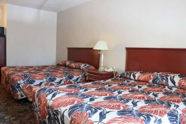 Room 12 of 27