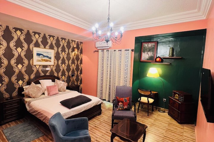 Room 45 of 137