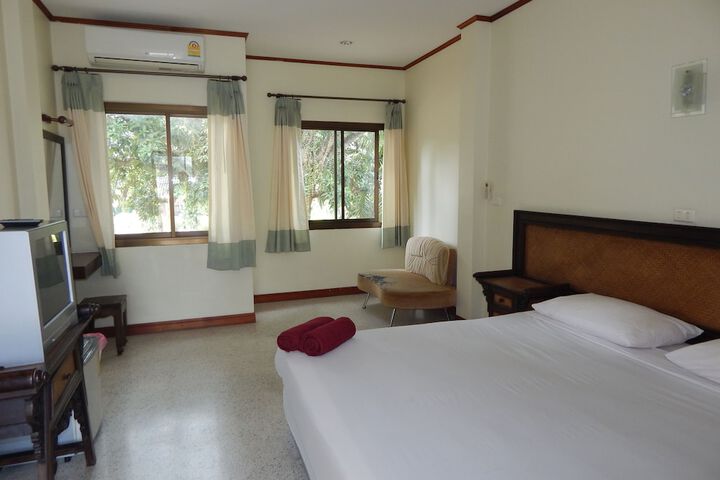 Room 14 of 51