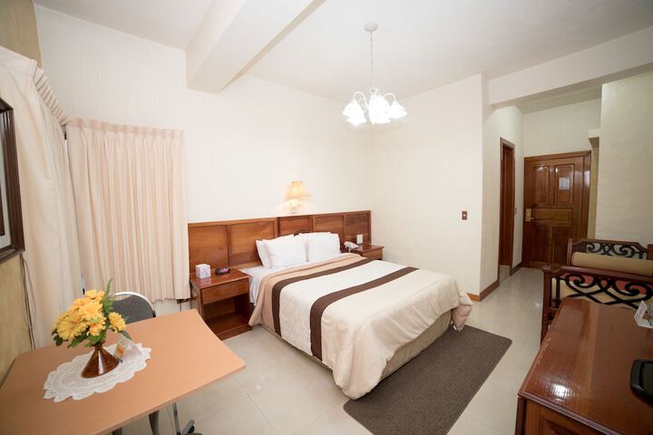 Room 42 of 81