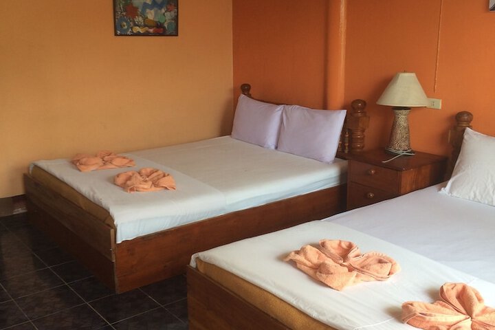 Room 2 of 37