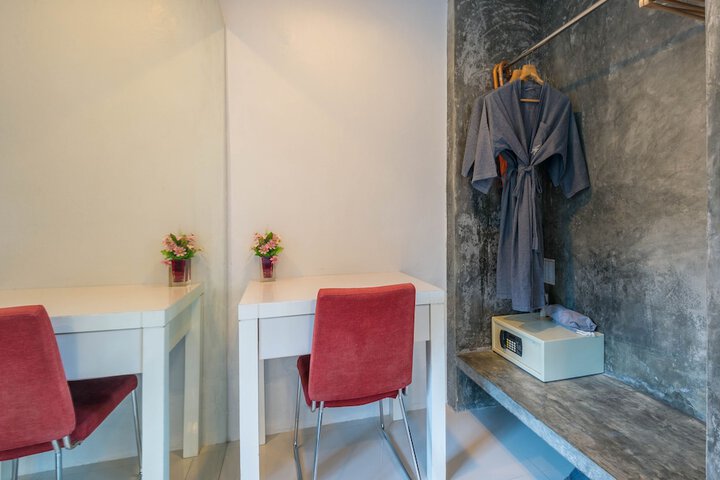 Room 15 of 75