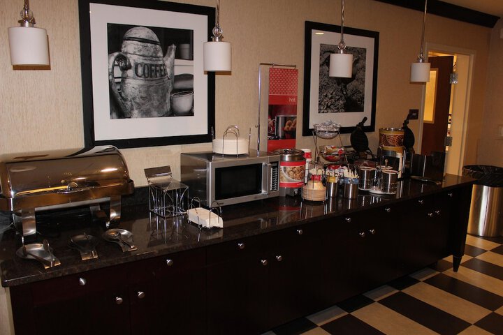Breakfast/Coffee Service 23 of 41