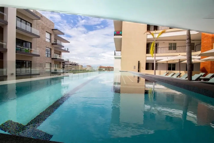 Pool 8 of 13