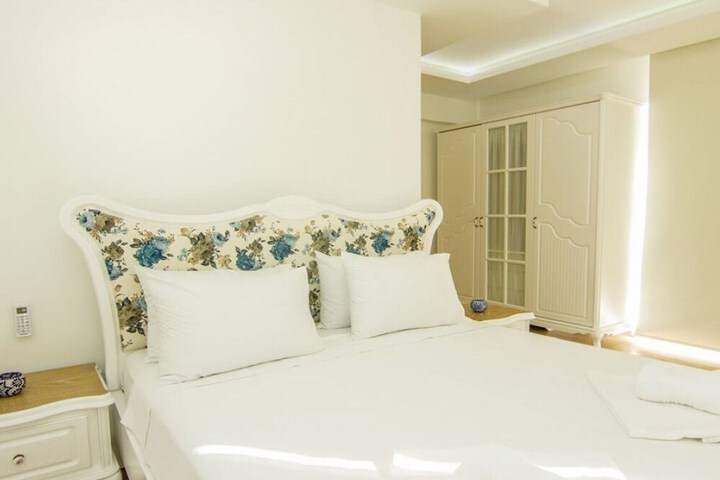Room 5 of 35