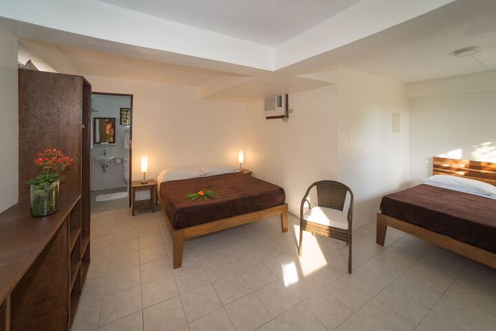 Room 8 of 47