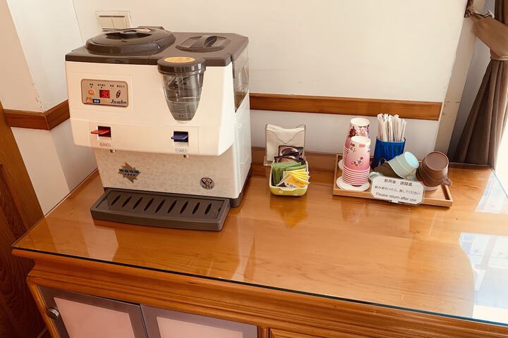 Breakfast/Coffee Service 26 of 29