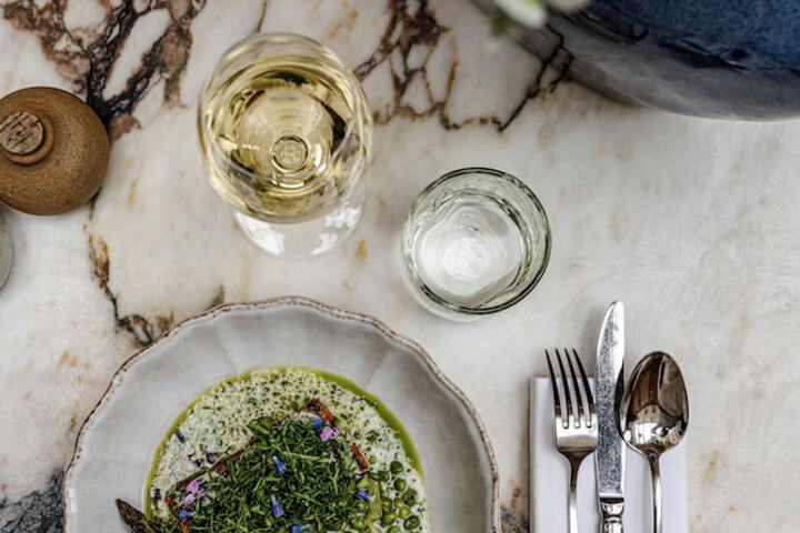 Dining 96 of 136