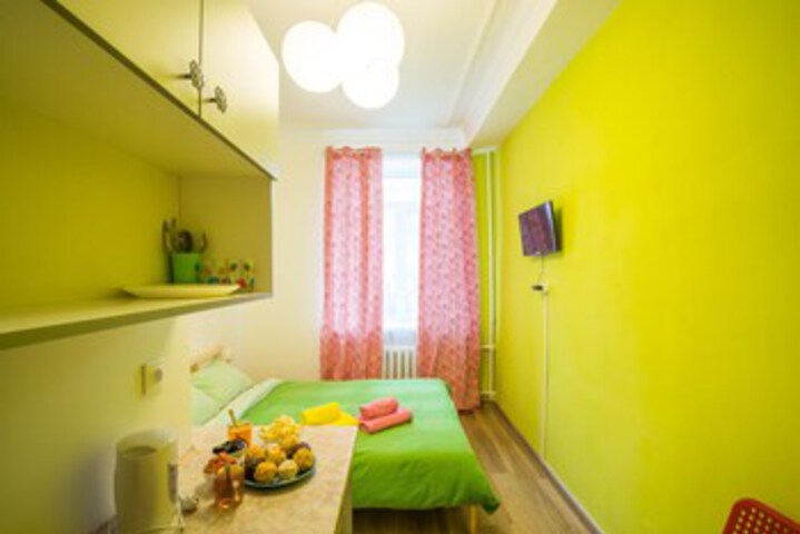 Room 27 of 51
