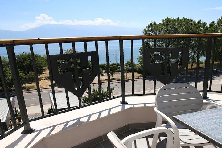 Terrace/Patio 36 of 37