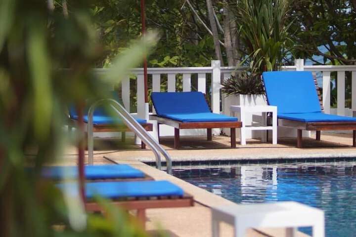Pool 52 of 78