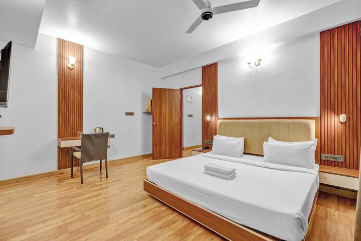 Room 17 of 27