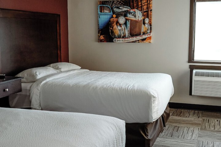 Room 2 of 23
