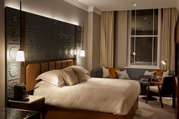 Room 6 of 47