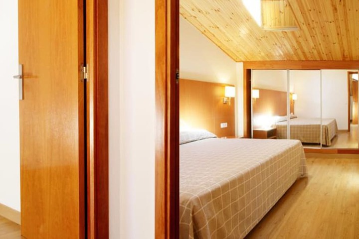 Room 3 of 58