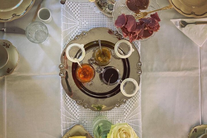 Breakfast/Coffee Service 11 of 13