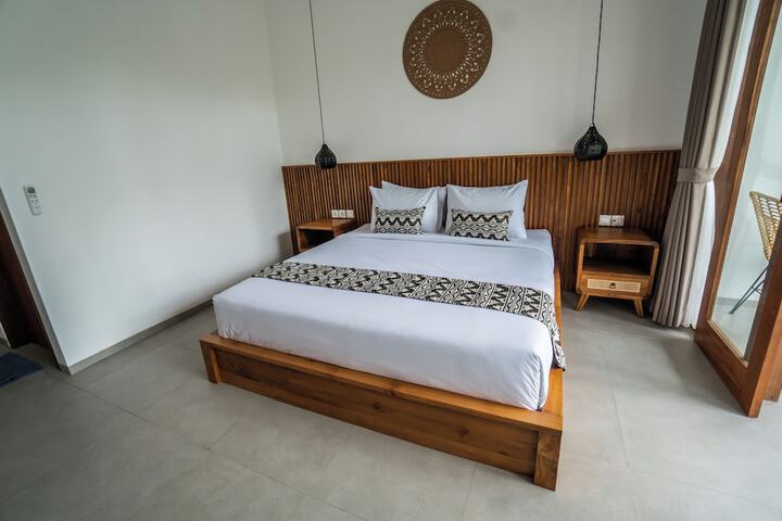 Room 3 of 21