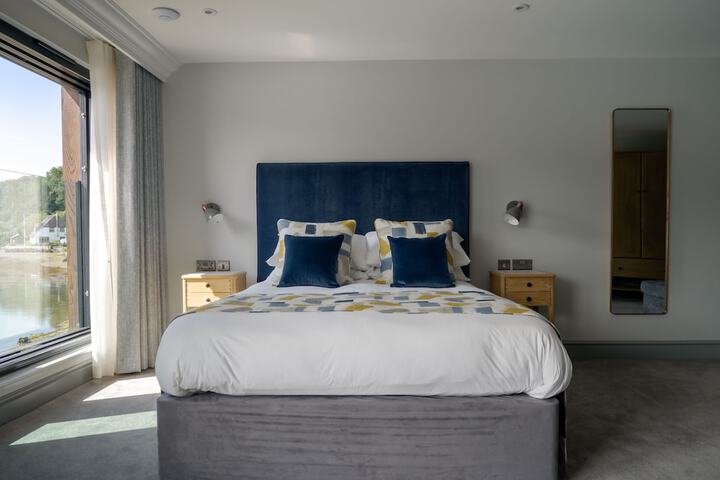 Room 3 of 14